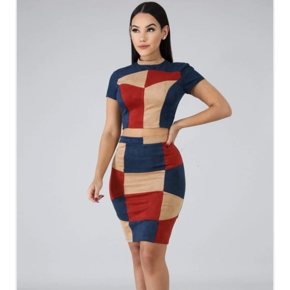 Color block red blue tan 2 piece set Mini skirt and short sleeve top w/ key hole - Picture 2 of 5